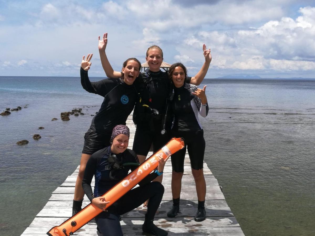 Sanctum Una Una Eco Dive Resort Pulau Unauna Dış mekan fotoğraf