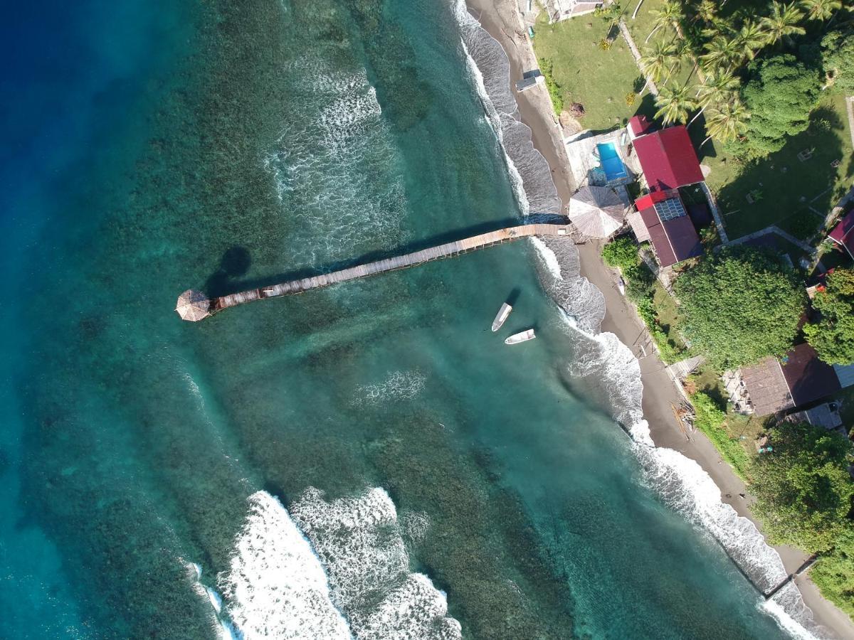 Sanctum Una Una Eco Dive Resort Pulau Unauna Dış mekan fotoğraf