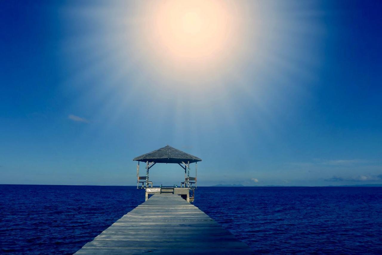 Sanctum Una Una Eco Dive Resort Pulau Unauna Dış mekan fotoğraf