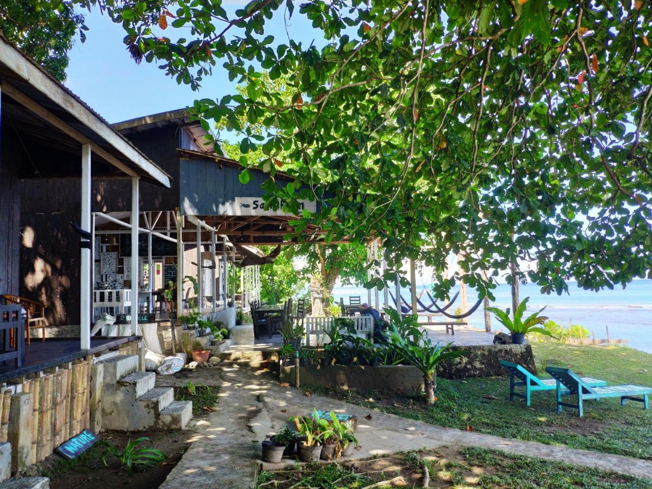 Sanctum Una Una Eco Dive Resort Pulau Unauna Dış mekan fotoğraf